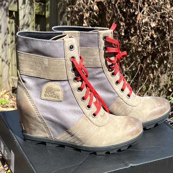 Sorel Shoes - Sorel Lexie Wedge size 11/42